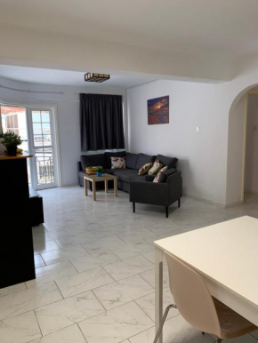 Miriams apt in the center of Finikoudes- Larnaca